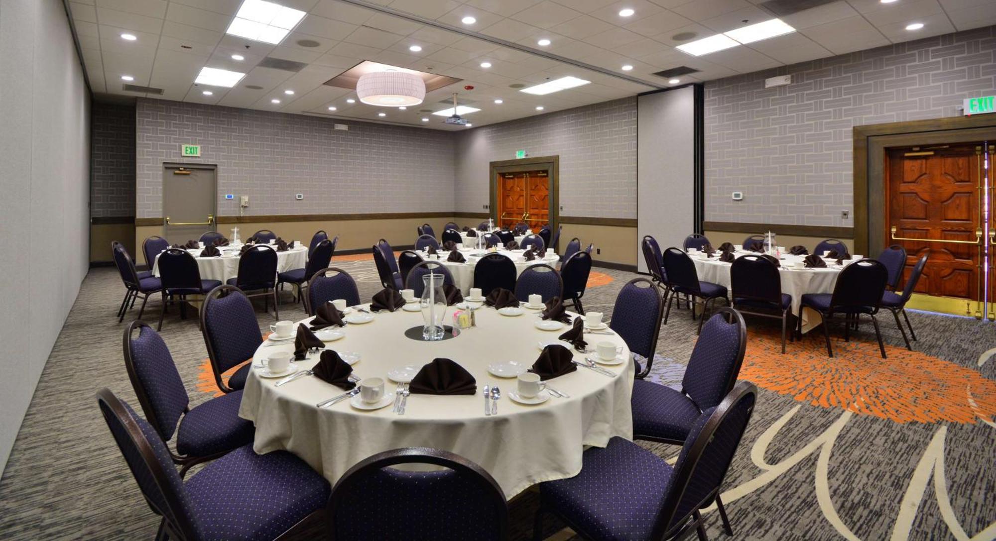 Embassy Suites By Hilton Denver Central Park Kültér fotó