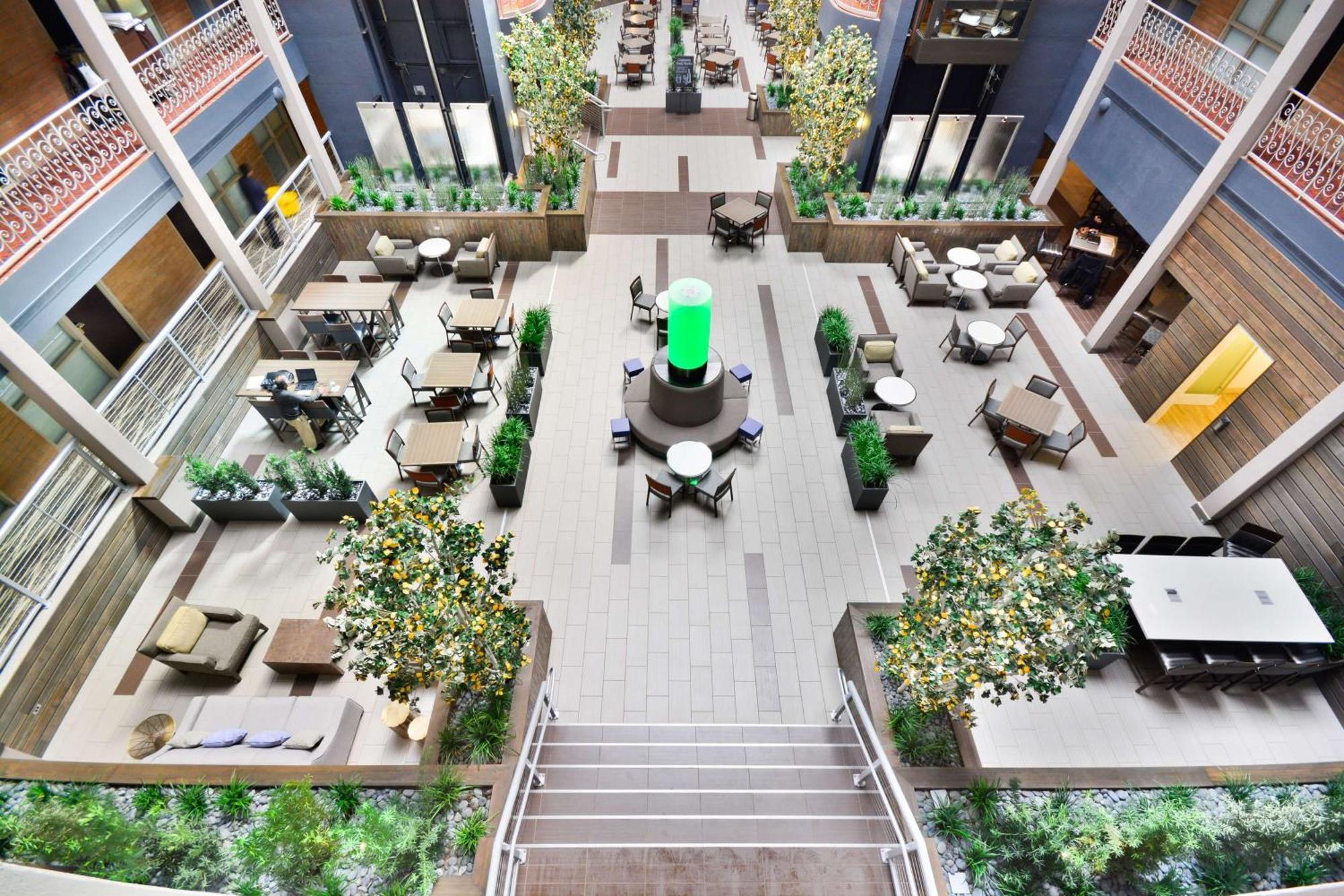 Embassy Suites By Hilton Denver Central Park Kültér fotó