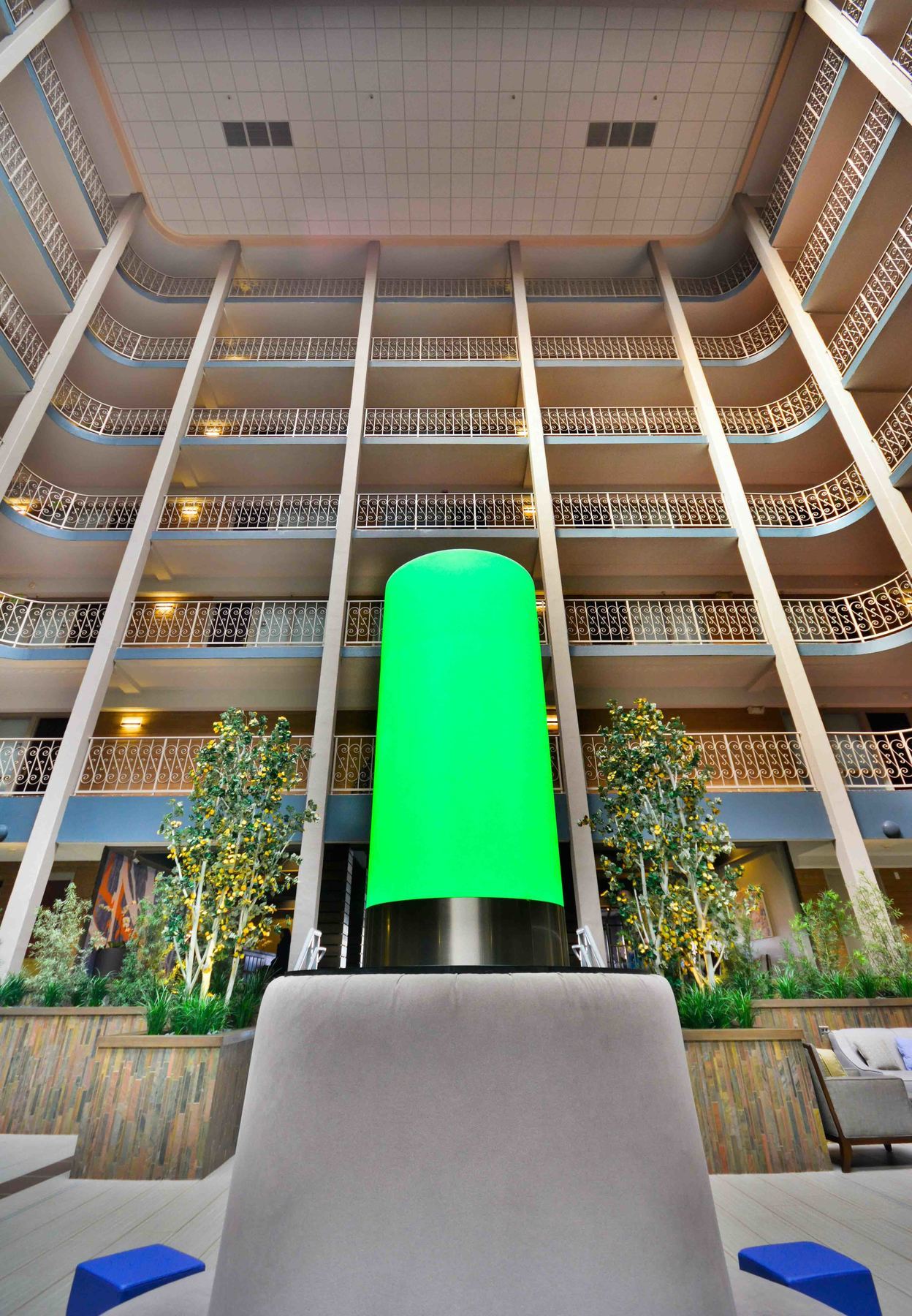 Embassy Suites By Hilton Denver Central Park Beltér fotó