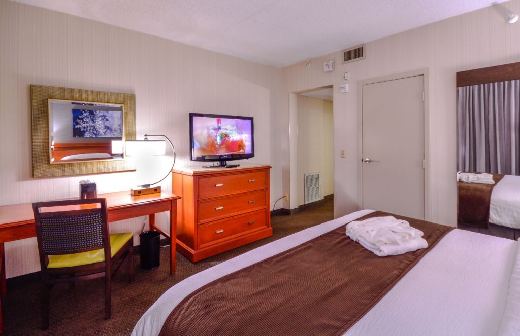 Embassy Suites By Hilton Denver Central Park Szoba fotó