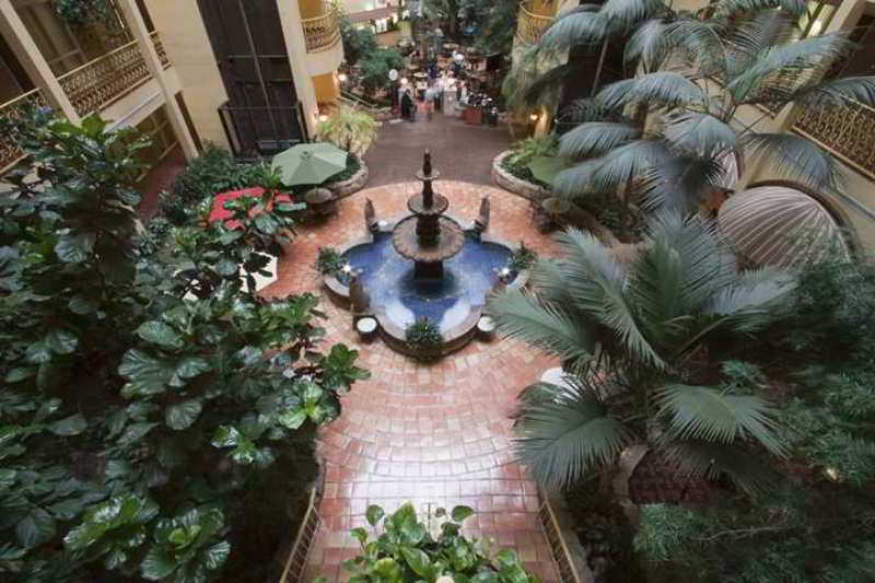 Embassy Suites By Hilton Denver Central Park Kültér fotó